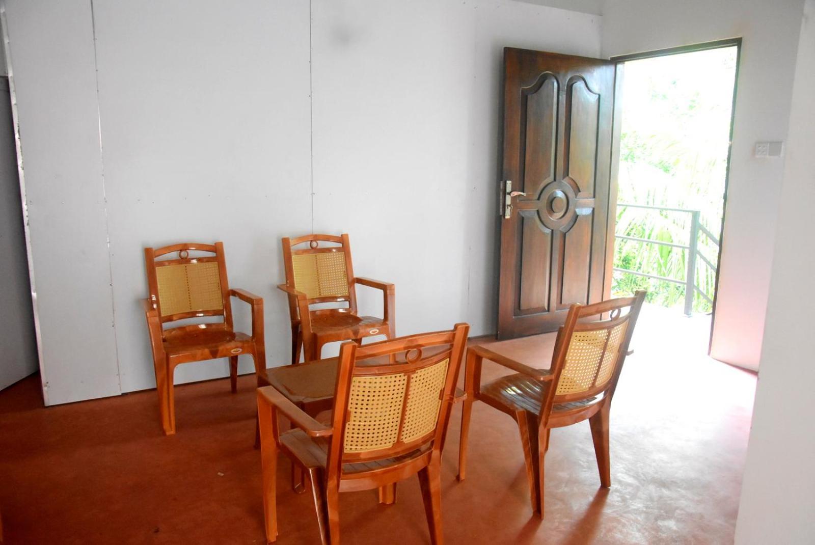 Kulassa Homes Anuradhapura Esterno foto