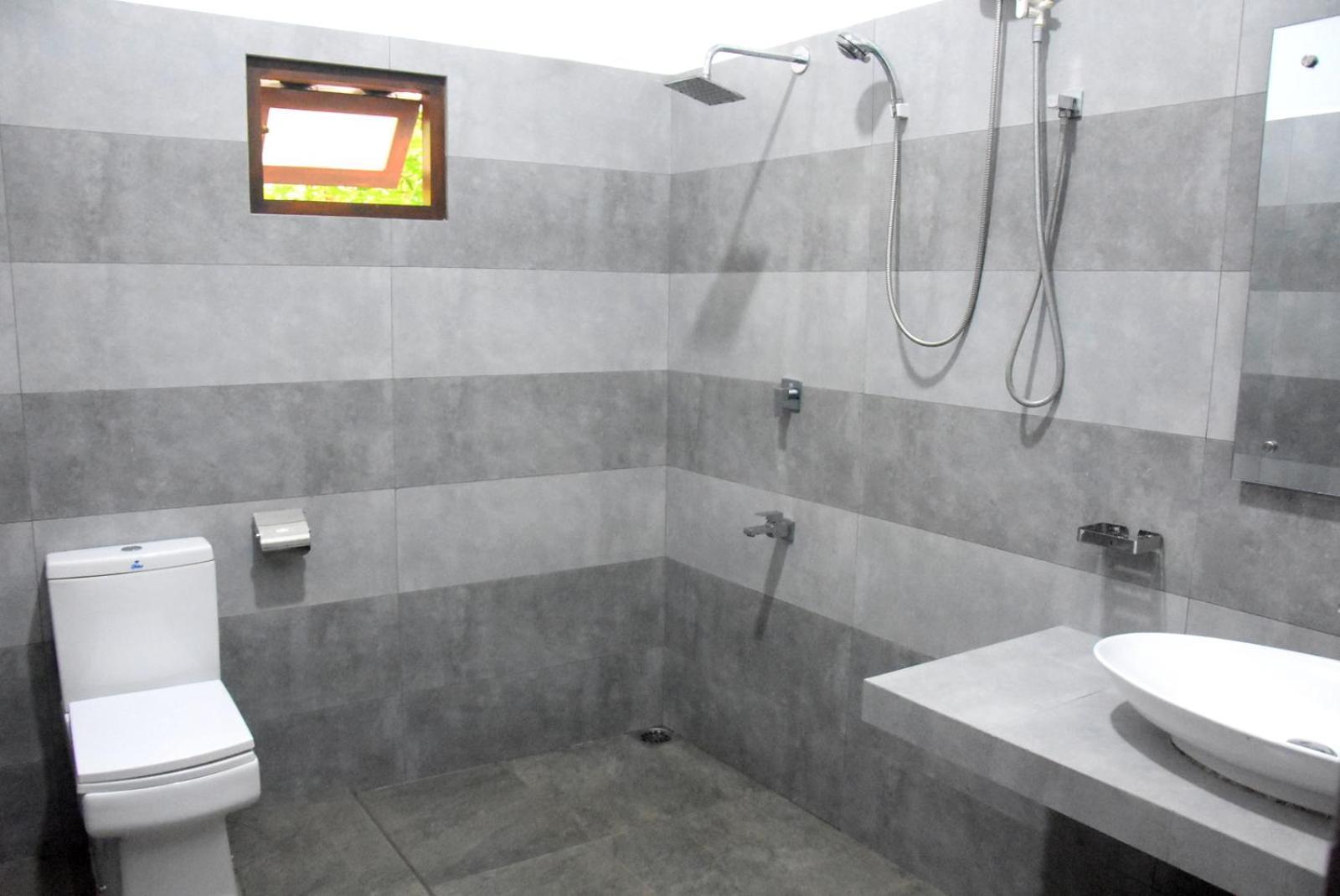 Kulassa Homes Anuradhapura Esterno foto