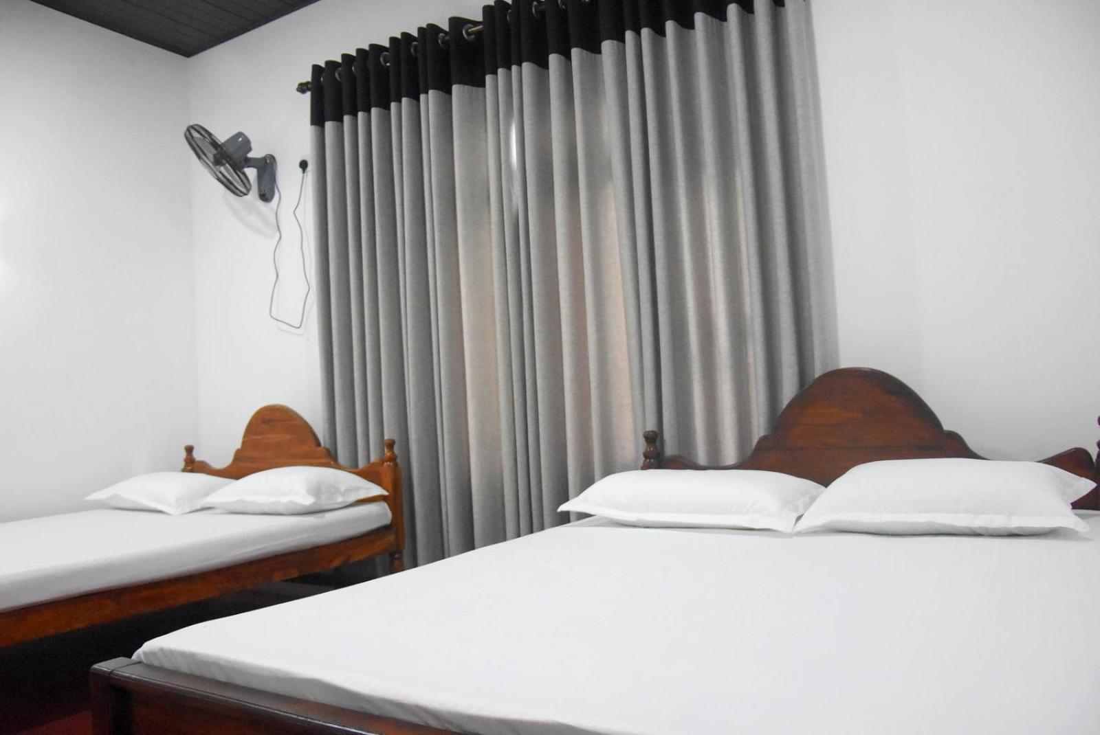 Kulassa Homes Anuradhapura Esterno foto